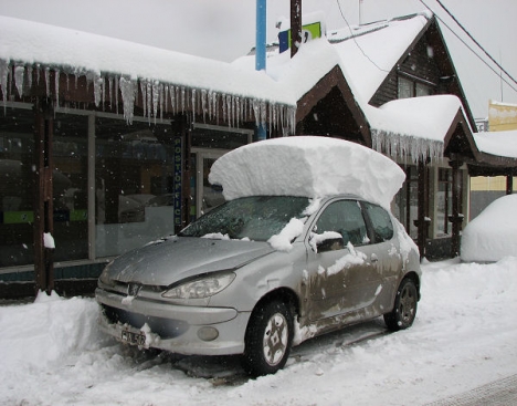 Nieve en Ushuaia: la ciudad se ve paralizada por el temporal de nieve