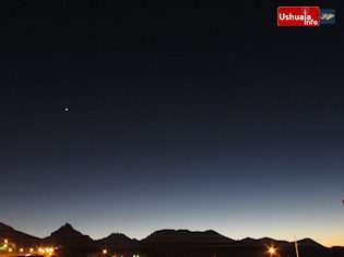 08:09 hs. La penumbra matinal y el lucero