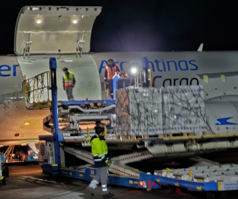Chile exporta a través del aeropuerto de Río Grande