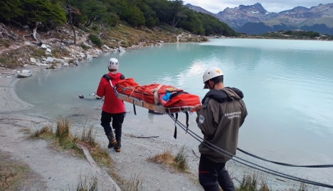 Accidente en Laguna Esmeralda: Rescatan a mujer con lesión en la pierna